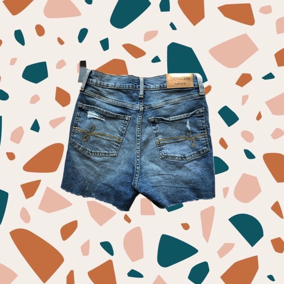 denizen’s by levi’s super high rise shorts - Picture 2 of 2